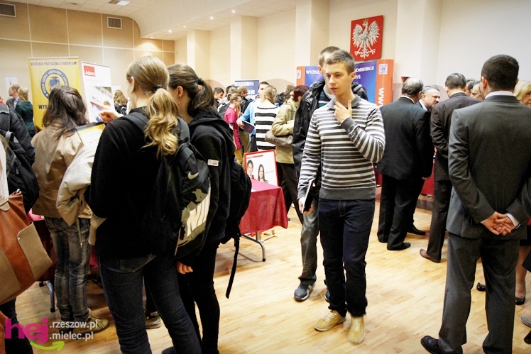 Mielecki Dzień Kariery ? Targi Edukacji i Pracy 2013