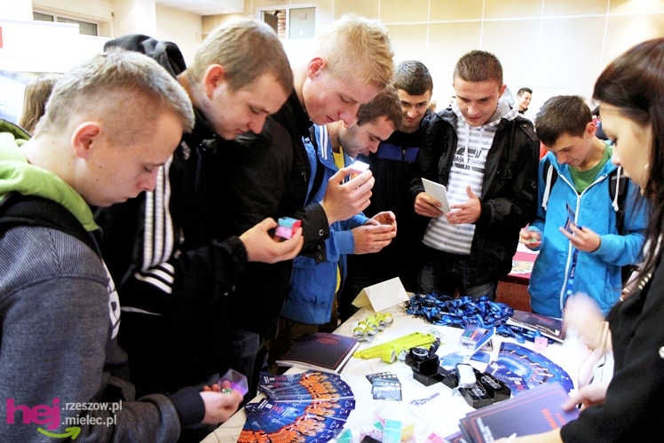 Mielecki Dzień Kariery ? Targi Edukacji i Pracy 2013