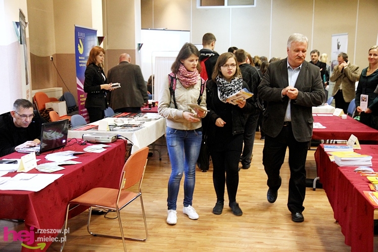 Mielecki Dzień Kariery ? Targi Edukacji i Pracy 2013