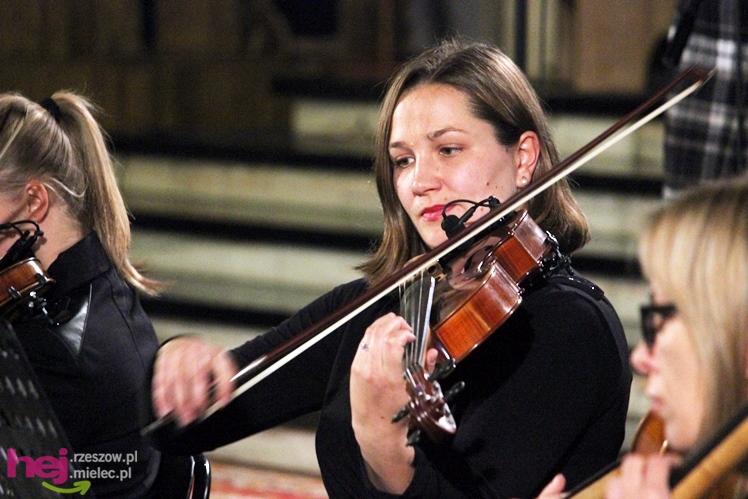 Pop-oratorium Miłosierdzie Boże - koncert na XIII Dzień Papieski