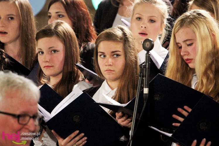 Pop-oratorium Miłosierdzie Boże - koncert na XIII Dzień Papieski