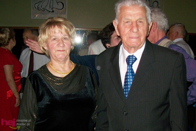Wspólne święto mieleckich seniorów w Spółdzielczym Domu Kultury