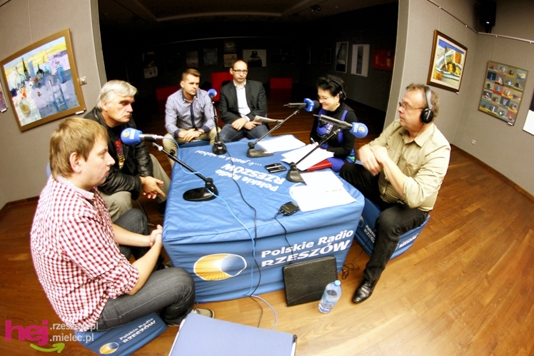 Radio Rzeszów nadawało z Mielca. Studio w Galerii Domu Kultury