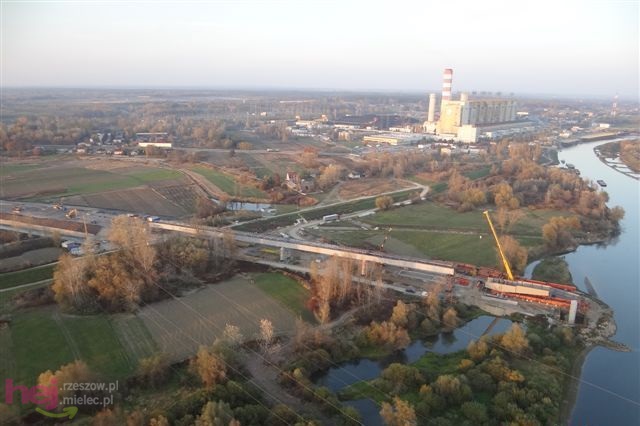 Zobacz postęp prac przy budowie mostów na Wiśle, Wisłoce i Brniu