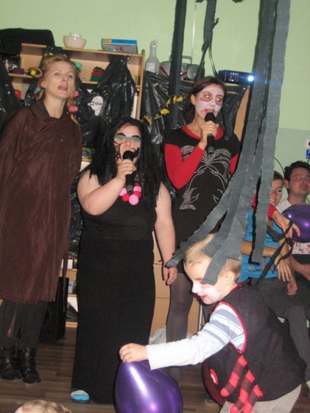 Wychowankowie OREW w klimacie Halloween