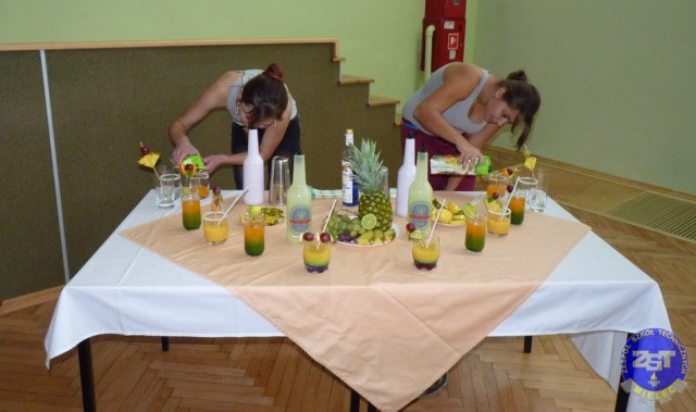 Uczniowie mieleckich szkół zbierali pieniądze dla chorej Amelki