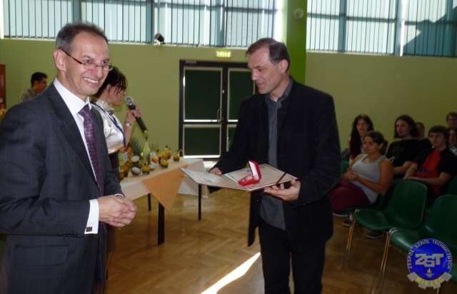 Uczniowie mieleckich szkół zbierali pieniądze dla chorej Amelki