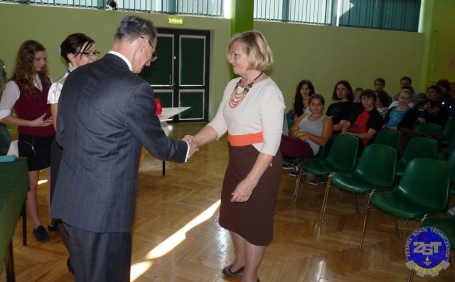 Uczniowie mieleckich szkół zbierali pieniądze dla chorej Amelki