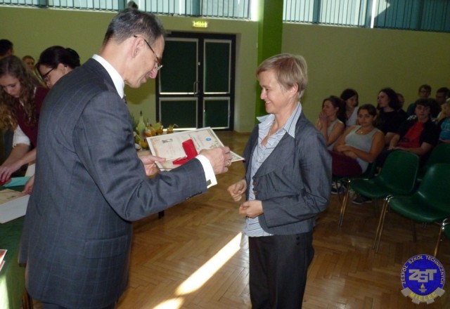 Uczniowie mieleckich szkół zbierali pieniądze dla chorej Amelki
