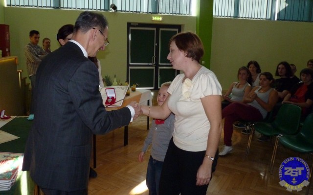 Uczniowie mieleckich szkół zbierali pieniądze dla chorej Amelki