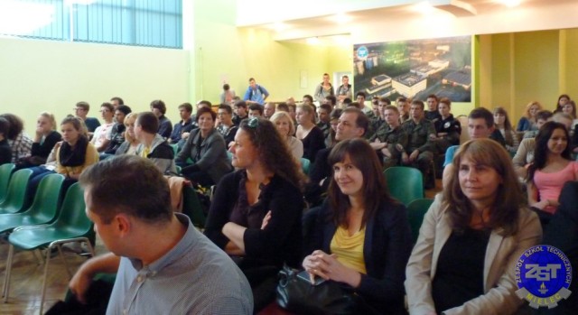Uczniowie mieleckich szkół zbierali pieniądze dla chorej Amelki