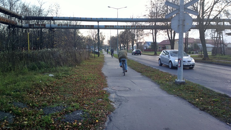 Do pracy na strefę rowerem, ale? jakie są ścieżki, każdy widzi