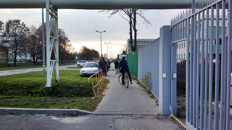 Do pracy na strefę rowerem, ale? jakie są ścieżki, każdy widzi