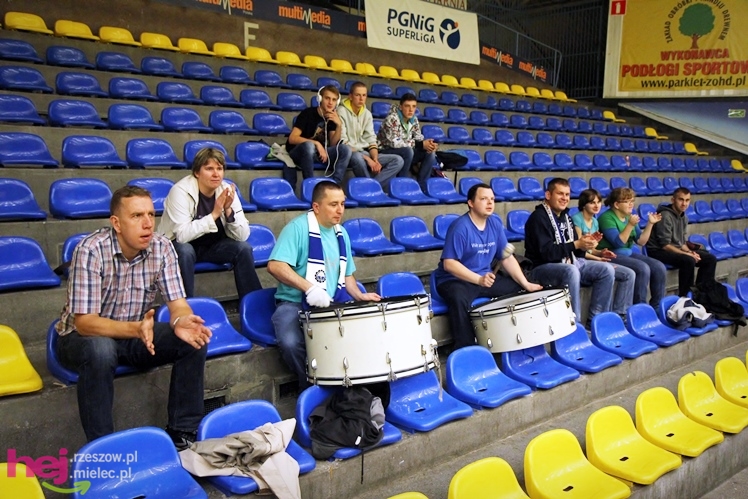 UKS Szóstka Mielec ? UKS 15 ? Gimnazjum nr 1 Przemyśl 3:0
