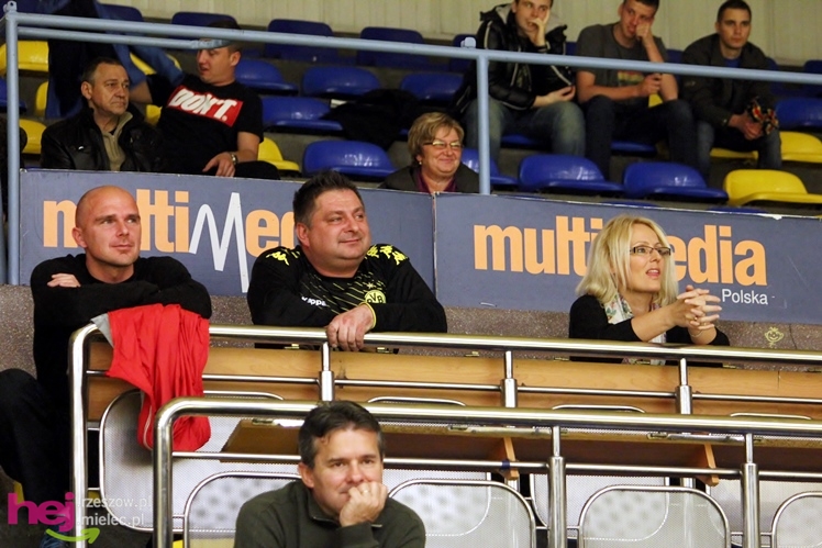 UKS Szóstka Mielec ? UKS 15 ? Gimnazjum nr 1 Przemyśl 3:0