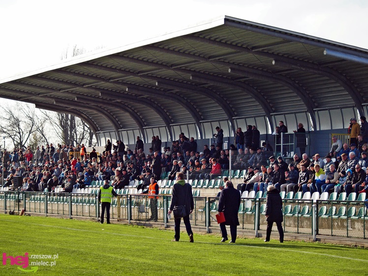 Wyjazdowe zwycięstwo piłkarzy FKS Stal Mielec
