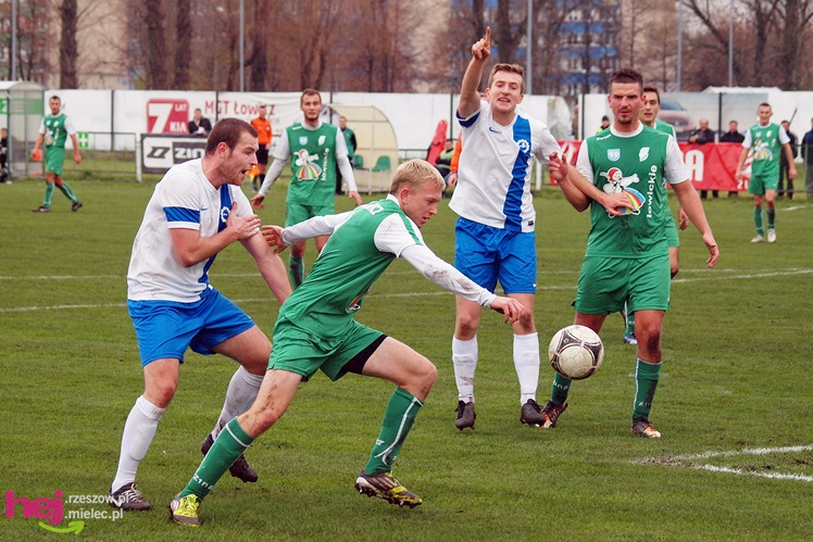 Wyjazdowe zwycięstwo piłkarzy FKS Stal Mielec