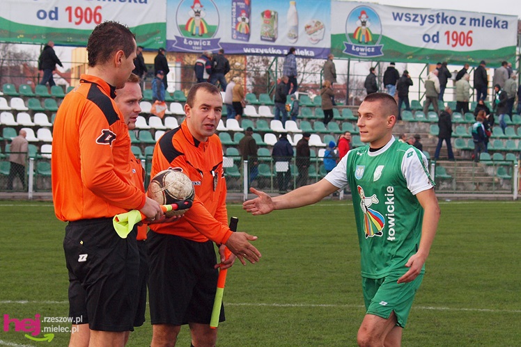 Wyjazdowe zwycięstwo piłkarzy FKS Stal Mielec