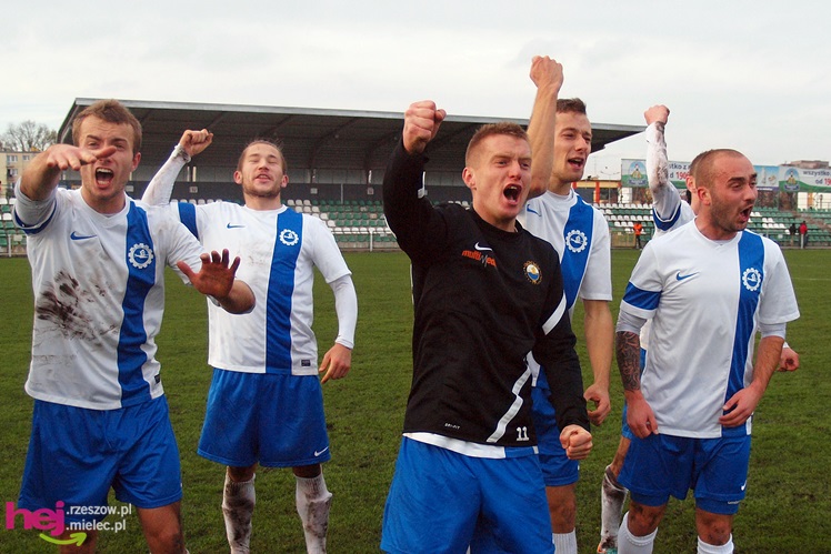 Wyjazdowe zwycięstwo piłkarzy FKS Stal Mielec