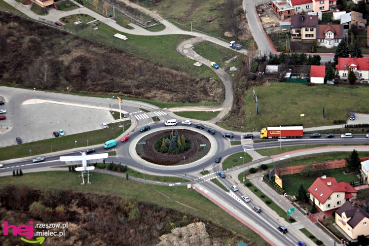 ZDJĘCIA LOTNICZE: zablokowane miasto, zablokowany wyjazd za mostem