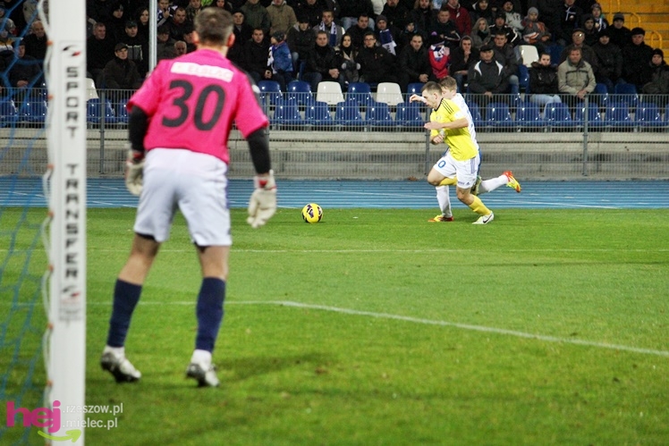 Bez bramek przy Solskiego: Stal Mielec - Olimpia Elbląg
