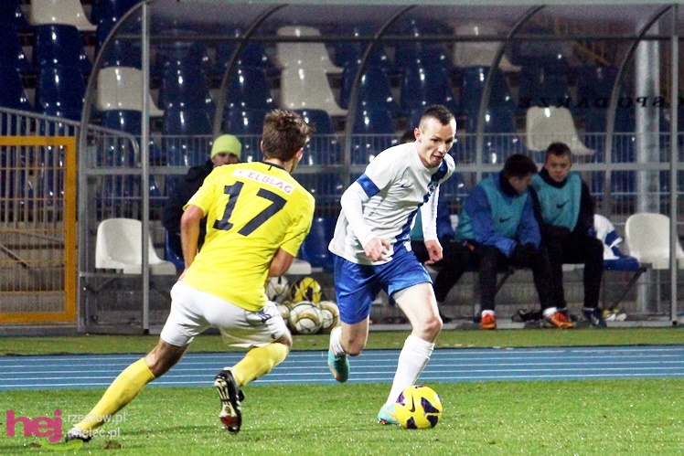 Bez bramek przy Solskiego: Stal Mielec - Olimpia Elbląg