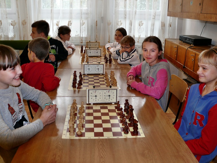 Rejonowy finał w szachach drużynowych szkół