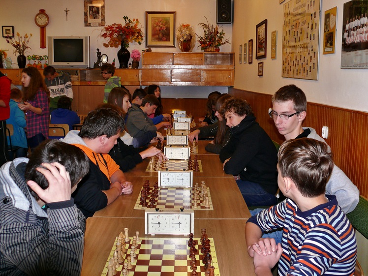 Rejonowy finał w szachach drużynowych szkół