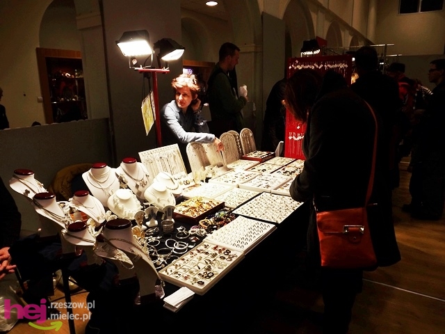 VI Giełda Minerałów, Skamieniałości i Wyrobów Jubilerskich