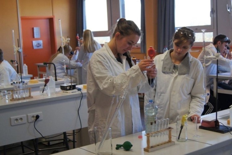 Uczniowie ZSB obradowali w Lille