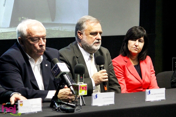 Konferencja prasowa otwierająca obchody Światowego Dnia Pamięci Ofiar Wypadków Drogowych