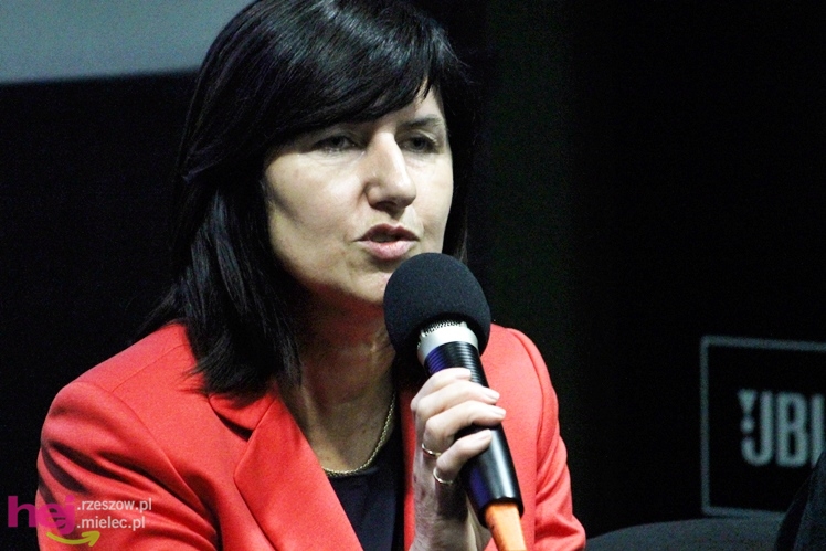 Konferencja prasowa otwierająca obchody Światowego Dnia Pamięci Ofiar Wypadków Drogowych