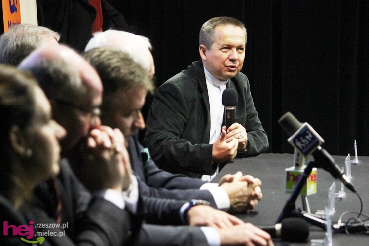 Konferencja prasowa otwierająca obchody Światowego Dnia Pamięci Ofiar Wypadków Drogowych