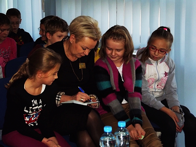 Posłanka rozmawiała z dziećmi o prawach dzieci