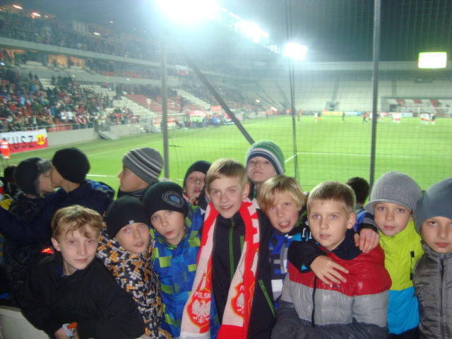 Młodzi piłkarze Stali Mielec w Krakowie: grali i oglądali mecz Polski U21