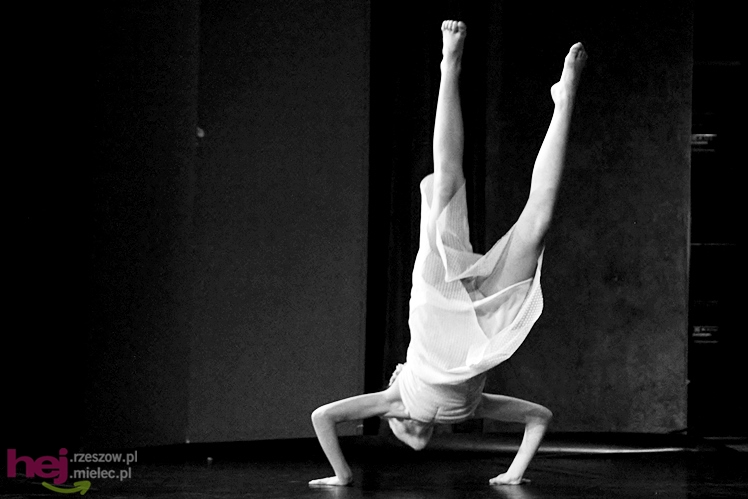 VII Ogólnopolski Festiwal Tańca Współczesnego: Kontrasty cz. I