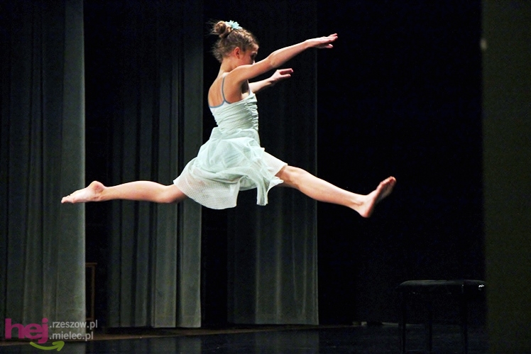 VII Ogólnopolski Festiwal Tańca Współczesnego: Kontrasty cz. I