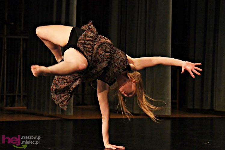 VII Ogólnopolski Festiwal Tańca Współczesnego: Kontrasty cz. I