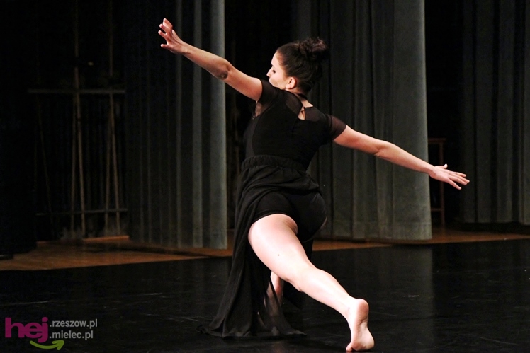 VII Ogólnopolski Festiwal Tańca Współczesnego: Kontrasty cz. I