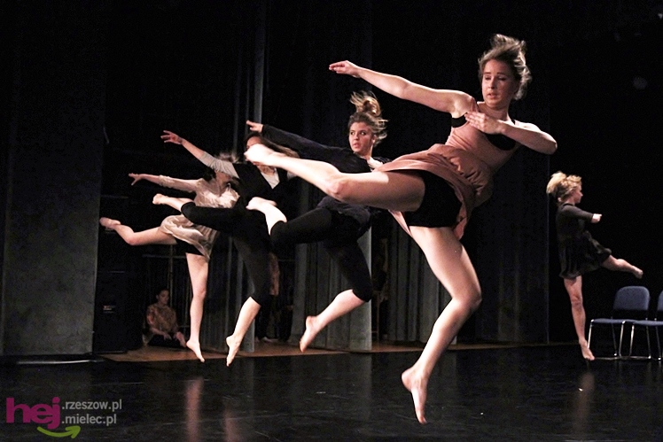 VII Ogólnopolski Festiwal Tańca Współczesnego: Kontrasty cz. I