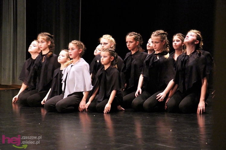 VII Ogólnopolski Festiwal Tańca Współczesnego: Kontrasty cz. II