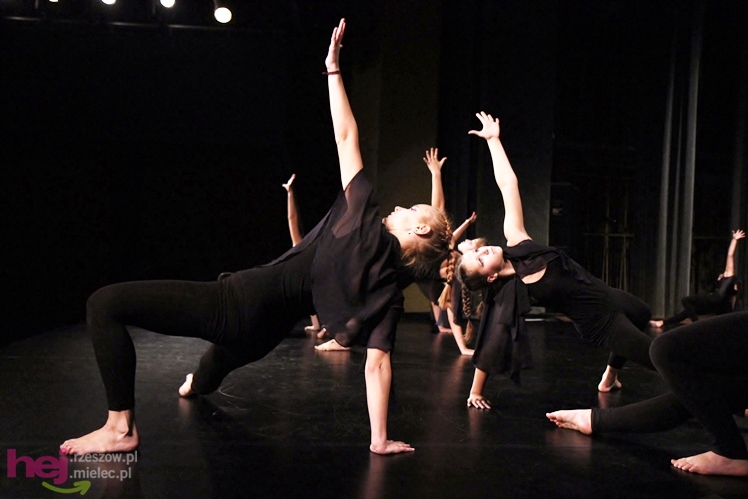 VII Ogólnopolski Festiwal Tańca Współczesnego: Kontrasty cz. II
