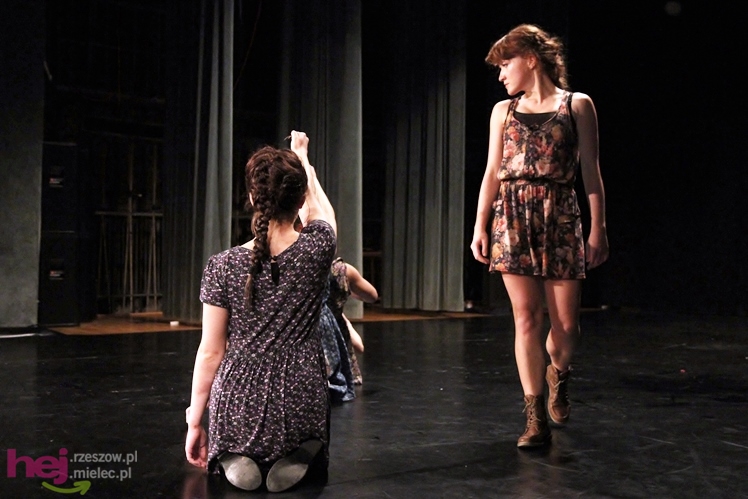 VII Ogólnopolski Festiwal Tańca Współczesnego: Kontrasty cz. II