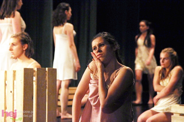 VII Ogólnopolski Festiwal Tańca Współczesnego: Kontrasty cz. II