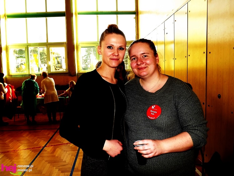 Widok, który buduje. Mielecki Dzień Dawcy Szpiku gromadzi tłumy dobrych ludzi