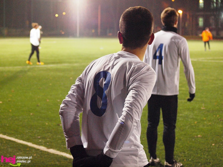 Sparing piłkarskiej Stali Mielec z pierwszoligowcem