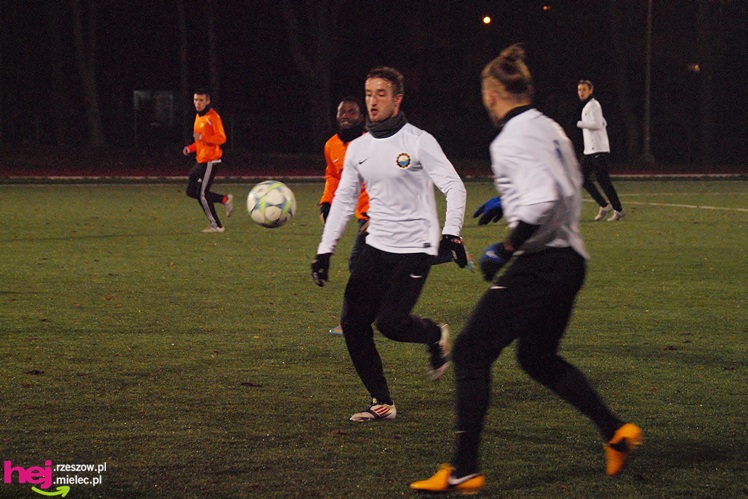 Sparing piłkarskiej Stali Mielec z pierwszoligowcem