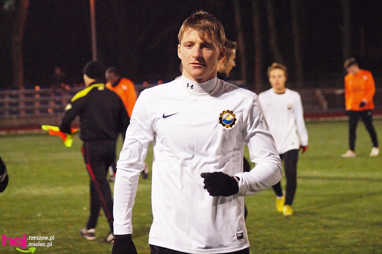 Sparing piłkarskiej Stali Mielec z pierwszoligowcem