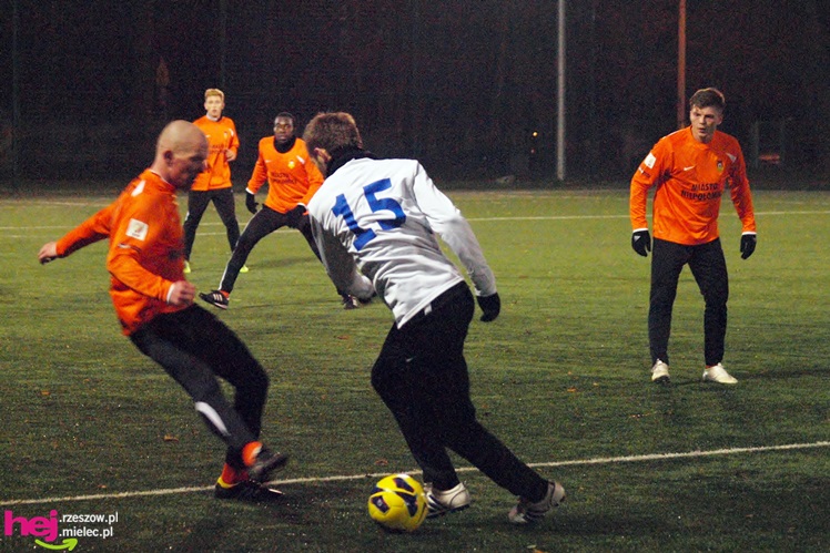 Sparing piłkarskiej Stali Mielec z pierwszoligowcem