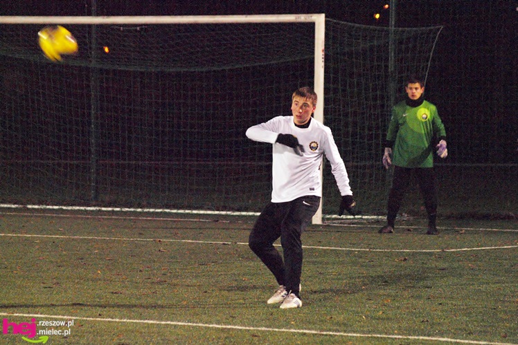 Sparing piłkarskiej Stali Mielec z pierwszoligowcem